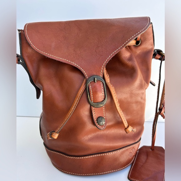 Patricia Nash Full Grain Leather Bucket Bag Adjustable Strap - Picture 1 of 13